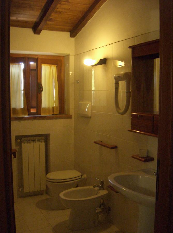 Agriturismo Oliveto Di Geltrude Contessa アメリア エクステリア 写真